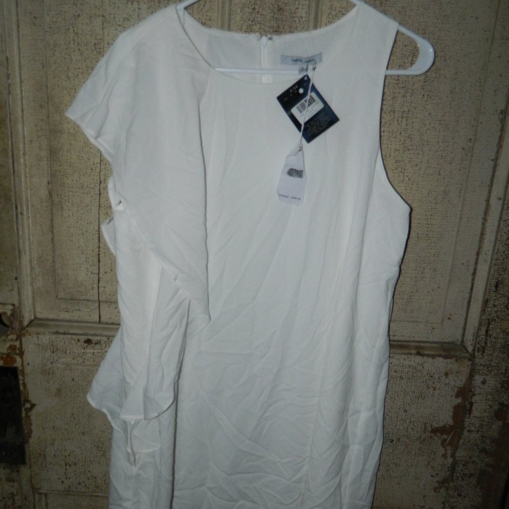 Naked Zebra Waterfall Shift Dress White Size Large NWT (Y-42)